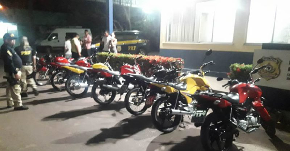 PRF detém motociclistas após denúncias que faziam disputa de racha na BR-210