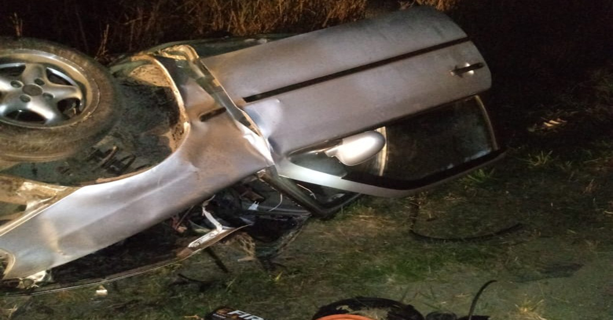 Acidente de veículo conduzido por menor nas proximidades de Santa Bárbara do Tugúrio