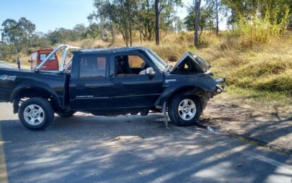Caminhonete capota após a curva morte na BR-354 entre Arcos e Formiga