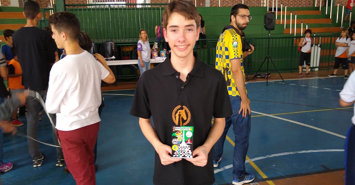 BARBACENENSE É BICAMPEÃO MINEIRO ESCOLAR DE XADREZ