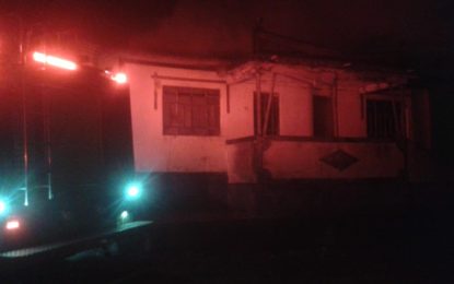 Incêndio de forma criminosa destrói casa em sítio na Zona Rural em São Sebastião dos Torres