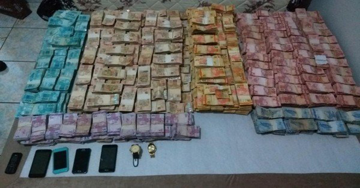 PM APREENDE R$ 1,4 MILHÃO EM PARÁ DE MINAS