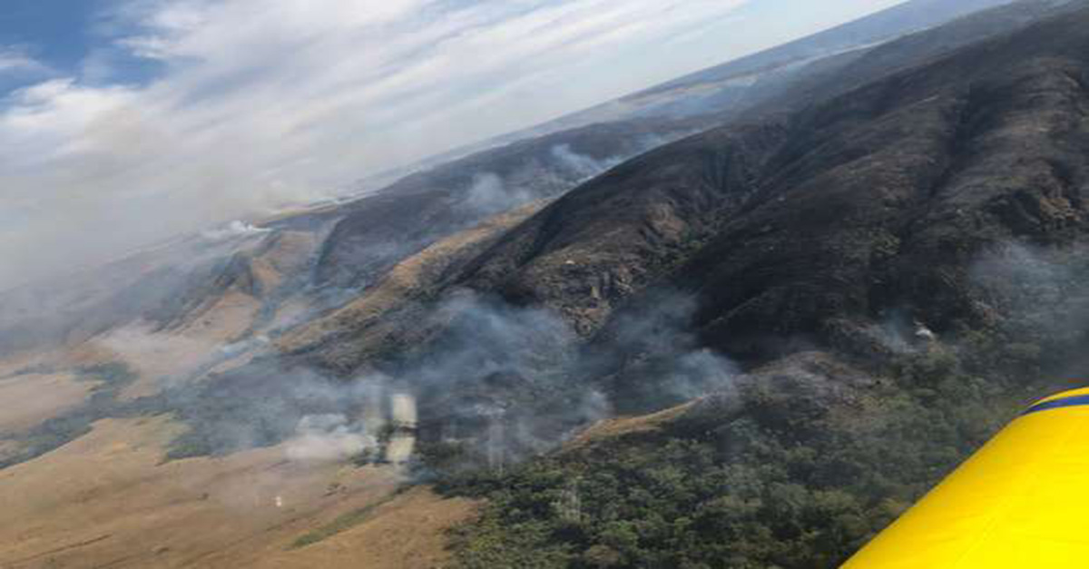 PARQUE NACIONAL DA SERRA DA CANASTRA ENFRENTA INCÊNDIO HÁ TRÊS DIAS