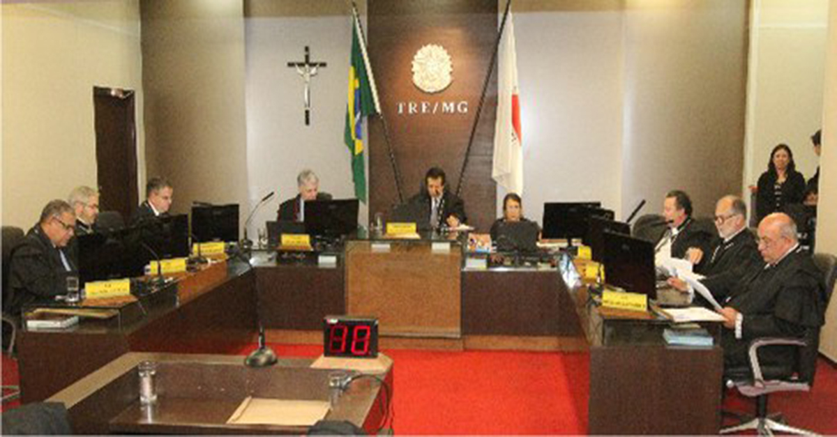 CORTE REVERTE A SEGUNDA CASSAÇÃO DO PREFEITO DE BARBACENA