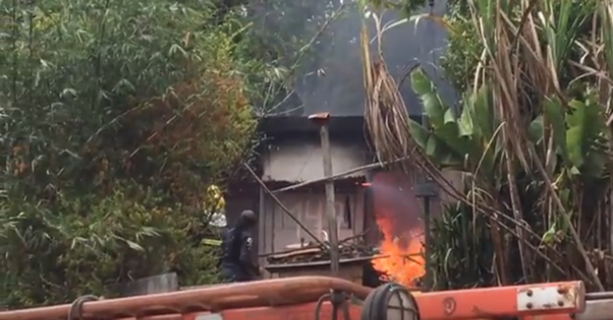 INCÊNDIO EM RESIDÊNCIA NA ÁREA CENTRAL DE CARANDAI