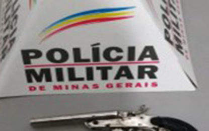 Roubo a mão armada em Arcos termina com um preso e garrucha apreendida