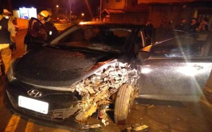 COLISÃO ENTRE VEÍCULOS NO BAIRRO SANTA TEREZA EM BARBACENA