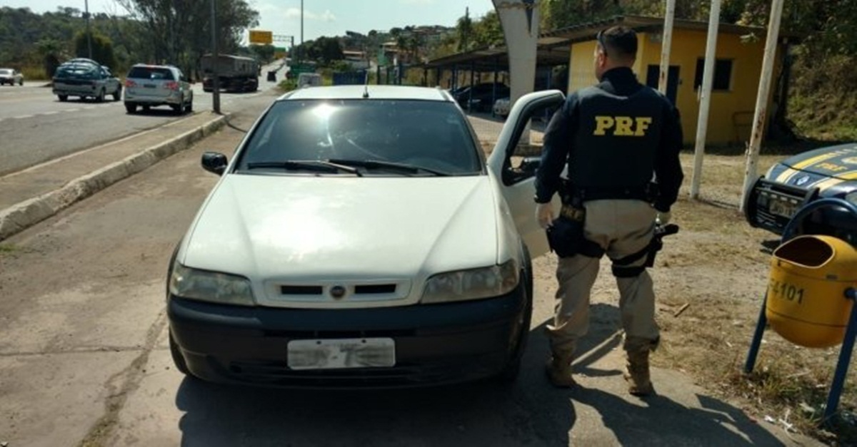 Candidato a prefeito de Piedade de Caratinga foi detido com carro roubado e títulos de eleitor