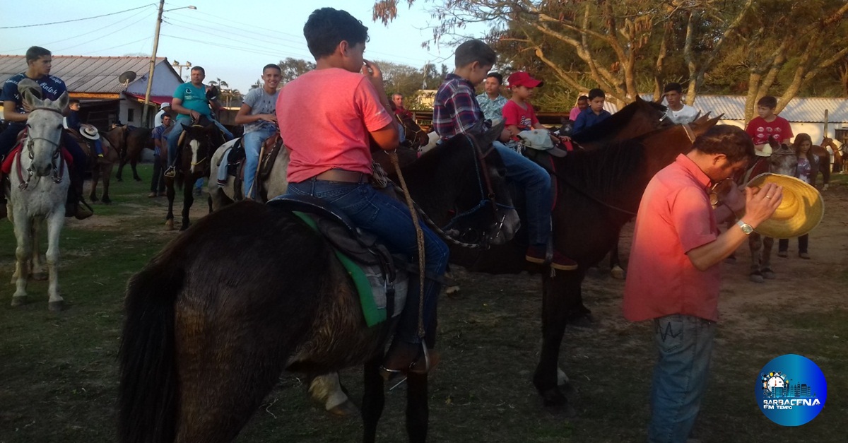 Cavalgada da Fé movimenta Barbacena