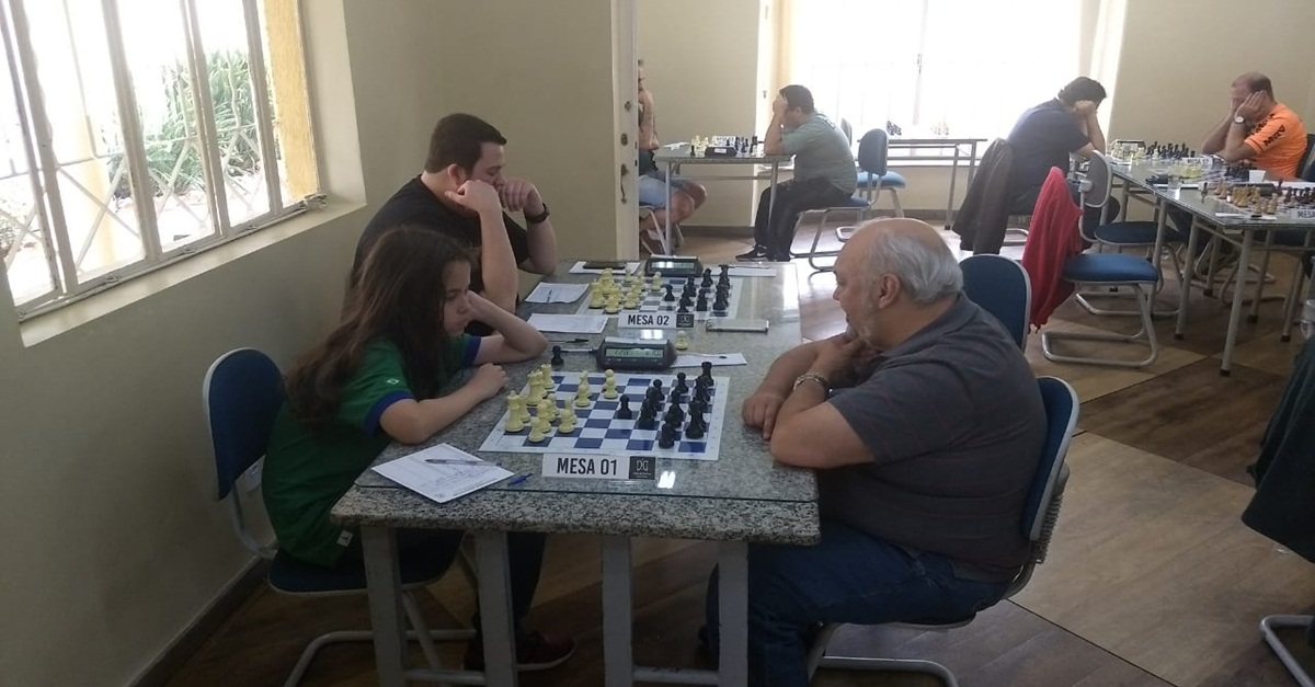 LRX classifica dois atletas para a semifinal do Brasileiro de Xadrez