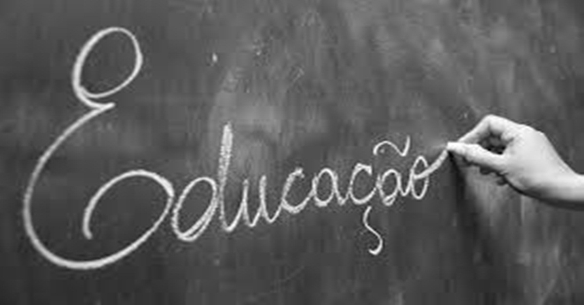 Após um ano no ensino médio, 1 em cada 4 estudantes deixa a escola