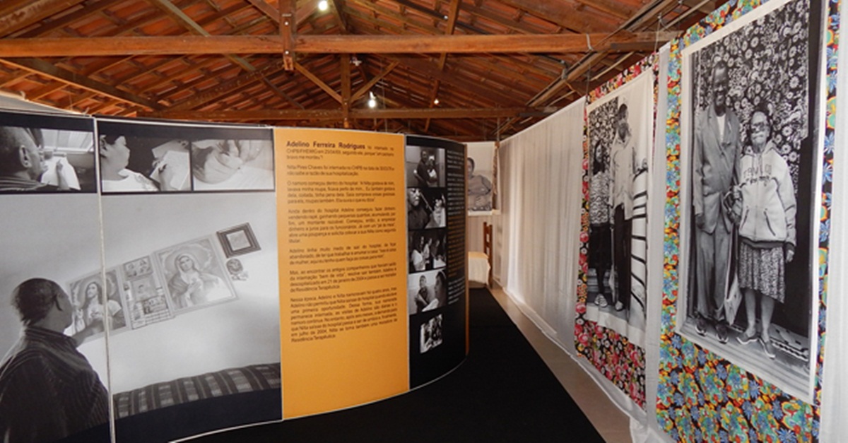 Barbacena recebe exposição fotográfica sobre cotidiano nas residências terapêuticas