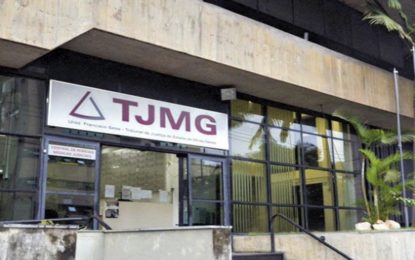 Empresa funerária é obrigada a indenizar família; corpo cheirava mal durante velório