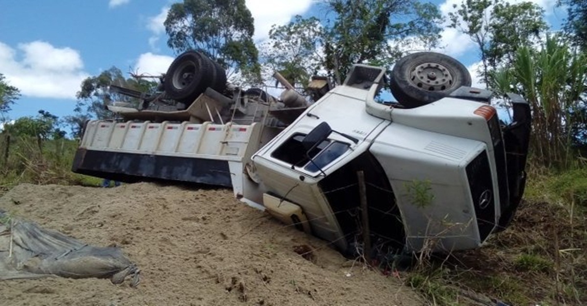ACIDENTE DEIXA IDOSO DE 71 ANOS GRAVEMENTE FERIDO EM LAGOA SANTA