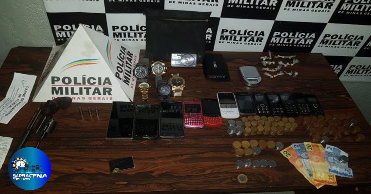 PM apreende arma e drogas após denúncia anônima em Divinópolis