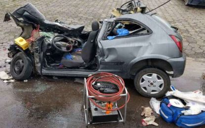 ACIDENTE NA BR-381 EM CAMPANHA DEIXA HOMEM GRAVEMENTE FERIDO