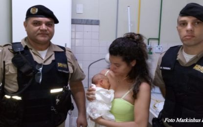 POLÍCIAIS MILITARES DE MURIAÉ SALVAM BEBÊ ENGASGADO