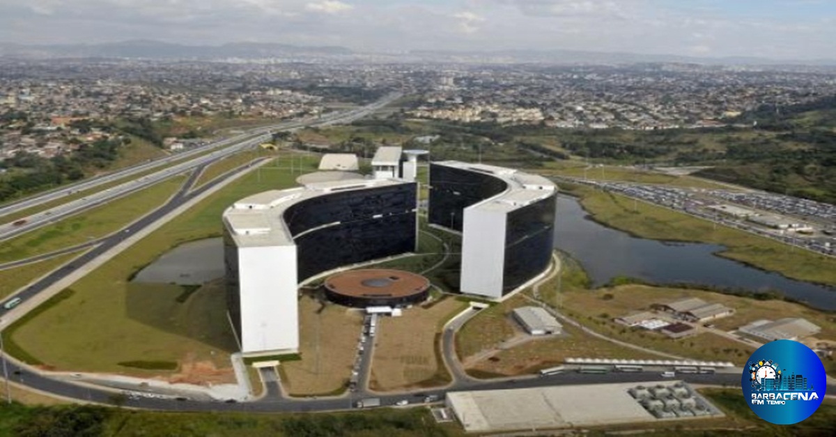 Salário atrasado dos servidores públicos tem data de pagamento confirmada