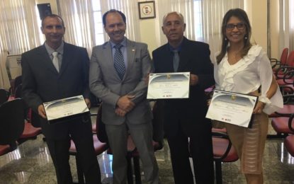 Policiais Civis aposentados recebem diploma do conselho superior da Polícia Civil