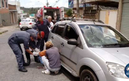 IDOSO É ATROPELADO NO BAIRRO GROGOTÓ EM BARBACENA