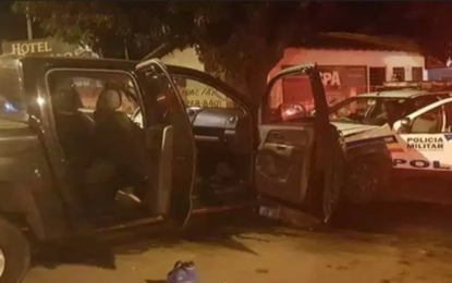 Homem é preso após agredir esposa, sogra e policiais militares em Ituiutaba