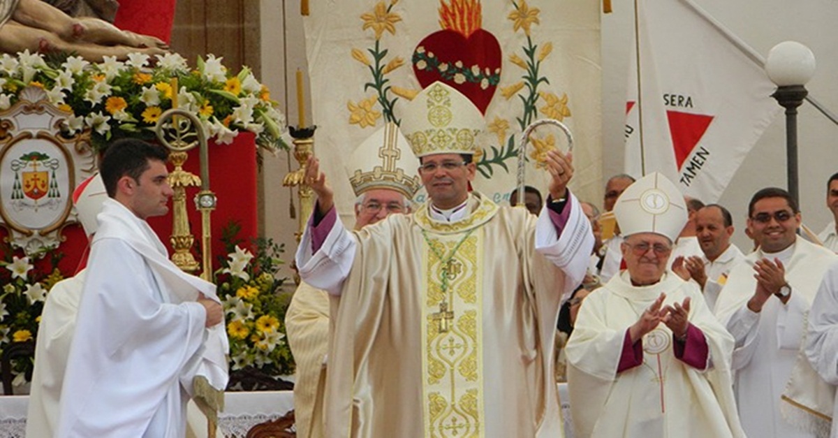 DOM JOSÉ EUDES ASSUME COMO NOVO BISPO EM SÃO JOÃO DEL-REI