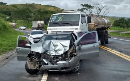 Quatro Barrosenses ficam feridos em acidente na BR-265 proximo da cidade de Barroso