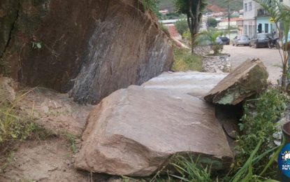 CIDADÃO É AUTUADO APÓS DENÚNCIA DE EXTRAÇÃO DE MINERAL EM CIPOTÂNEA