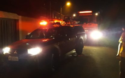 Curto circuito em geladeira causa incêndio em residência próximo a Localidade dos Vargas