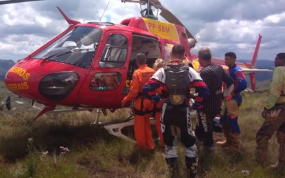 QUEDA DE MOTOCICLISTA EM TRILHA NA REGIÃO DE OURO BRANCO