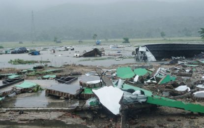 Sobe para 281 o número de vítimas atingidas por tsunami na Indonésia