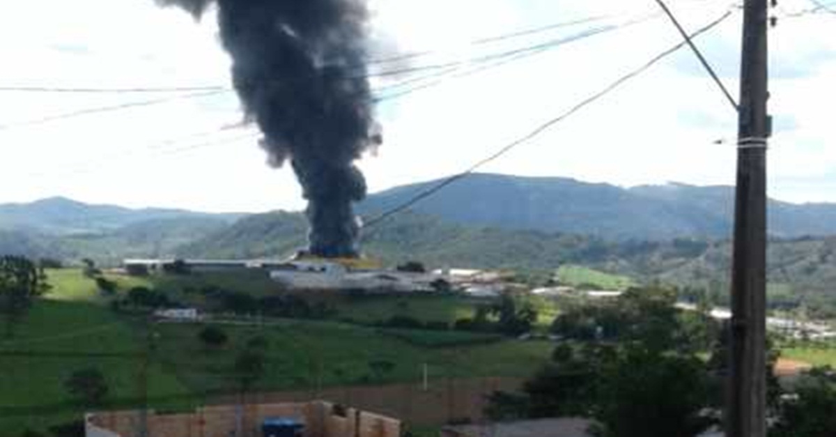 INCÊNDIO ATINGE FÁBRICA DA COPOBRAS EM CARMÓPOLIS DE MINAS