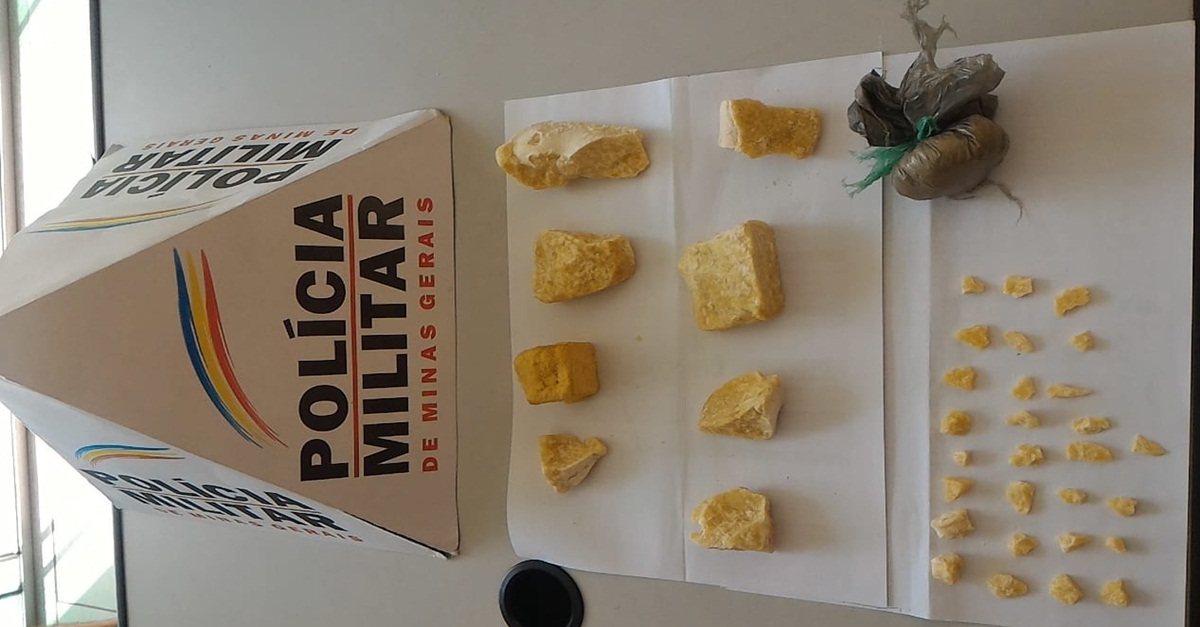 TRÁFICO DE DROGAS NO BAIRRO NOSSA SENHORA APARECIDA EM BARBACENA.