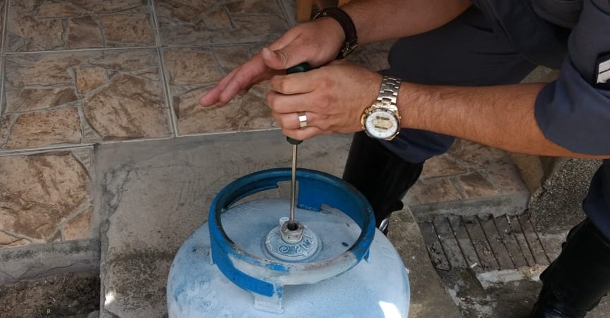 ACIDENTE ENVOLVENDO BOTIJÃO DE GÁS NO BAIRRO FUNCIONÁRIOS EM BARBACENA