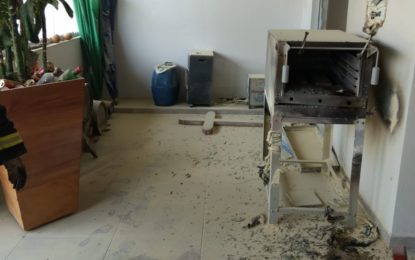 Incêndio em botijão destrói equipamentos em sitio na zona rural de Barbacena.