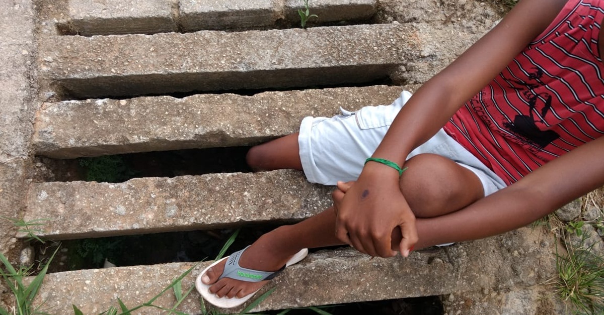 Bombeiros salvam criança presa em bueiro no bairro Vista Alegre em Barbacena