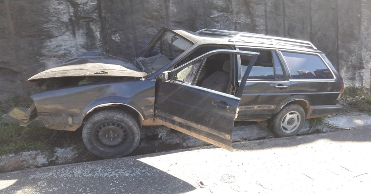 Motorista embriagado causa acidente na BR-265 nas proximidades da ponte do Caeiro