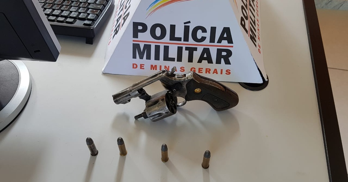 Homem é preso em flagrante delito pela guarda de armamento no Bairro Vilela em Barbacena