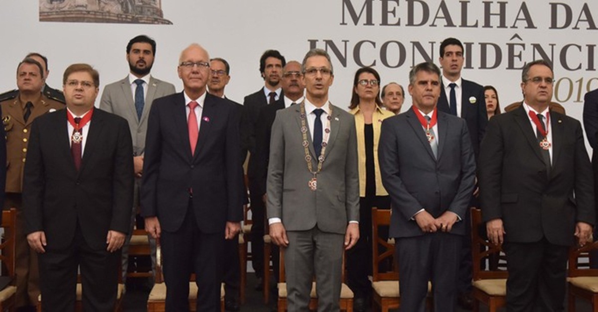 Romeu Zema entrega Medalha da Inconfidência e defende pacto entre os Poderes em prol de Minas Gerais