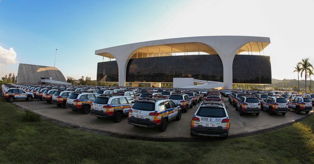 Governador entrega 625 novas viaturas para a Polícia Militar de 494 municípios de Minas Gerais