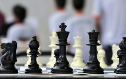 1ª SIMULTÂNEA DE XADREZ É REALIZADA EM UBERABA