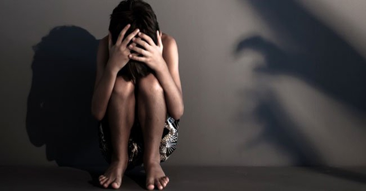 ALUNA É MOLESTADA POR DOIS COLEGAS DE ESCOLA EM JUIZ DE FORA