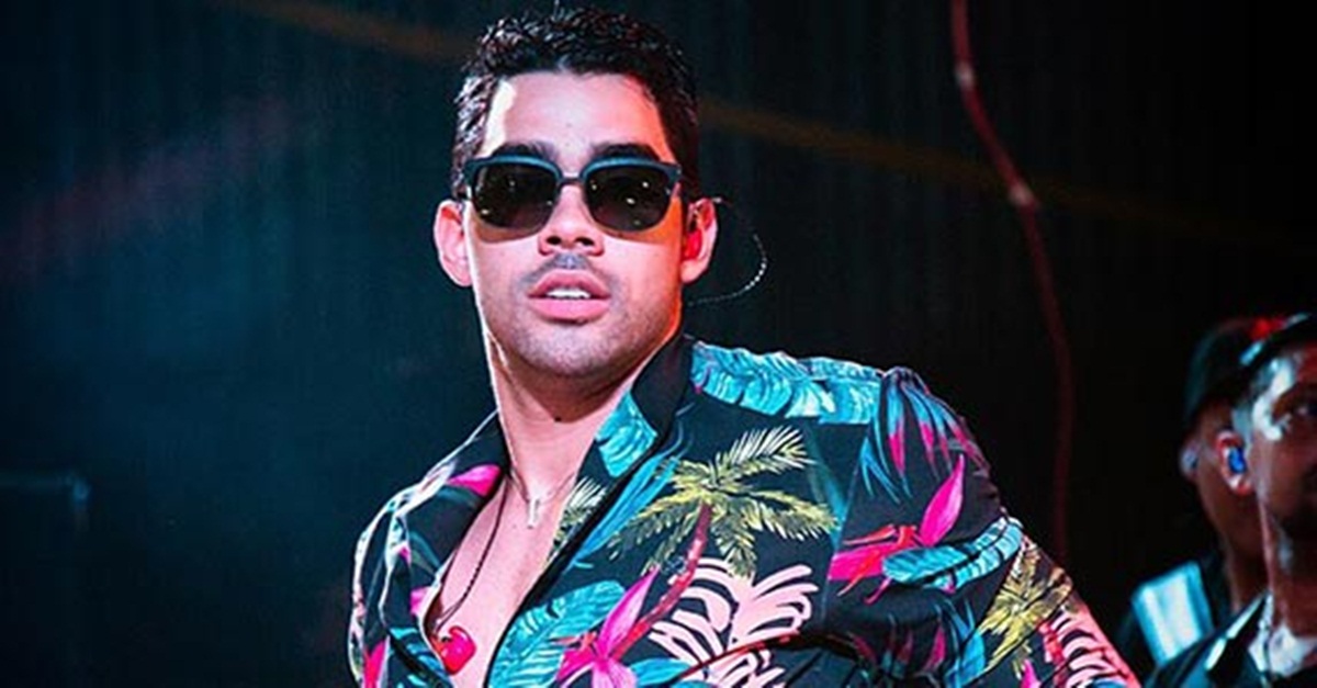 MORRE AOS 28 ANOS O CANTOR GABRIEL DINIZ EM ACIDENTE AÉREO NO NORDESTE