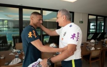 SELEÇÃO BRASILEIRA COMEÇA A CHEGAR NA GRANJA PARA SUA PREPARAÇÃO