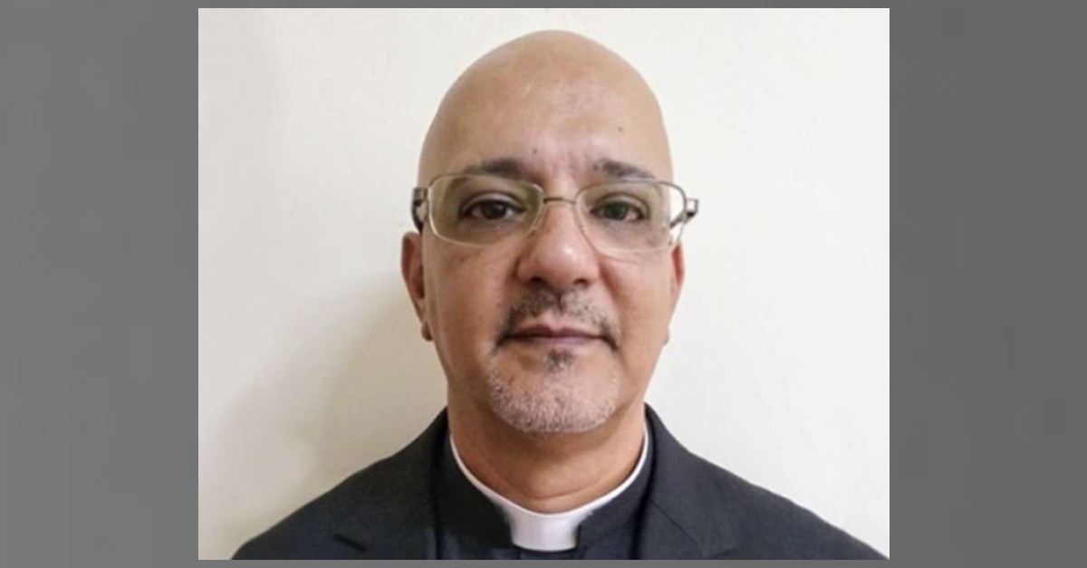 MONSENHOR ROBERTO JOSÉ DA SILVA É NOMEADO NOVO BISPO DE JANAÚBA PELO PAPA FRANCISCO