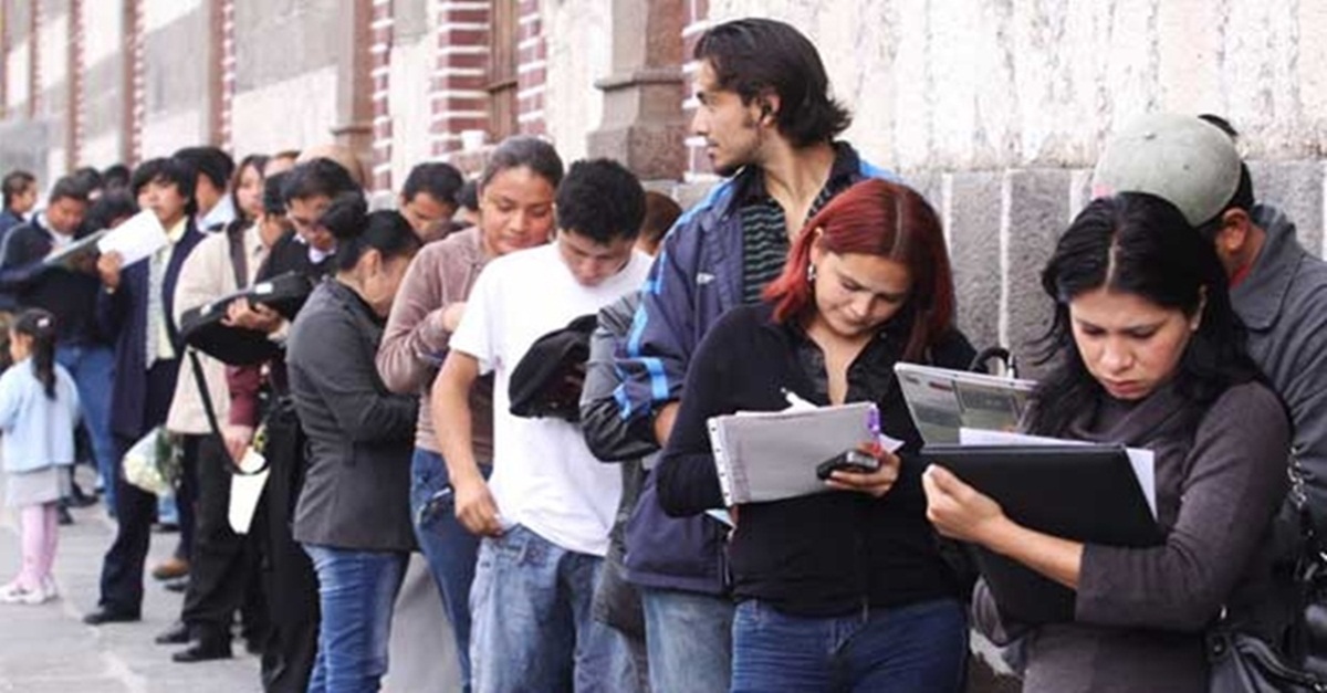 Número de pessoas que desistiram de procurar trabalho ou que estão subutilizadas é maior desde 2012
