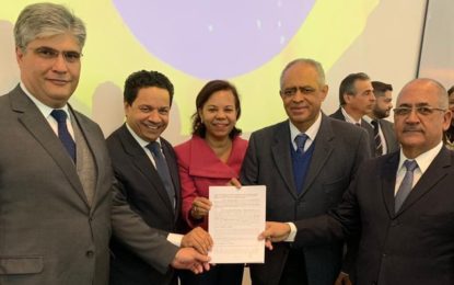 Estado e OAB de Minas Gerais selam termo para ampliar oferta de trabalho para presos no Estado