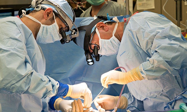 Aguardando portaria do Ministério da Saúde, cirurgias eletivas estão suspensas em Minas