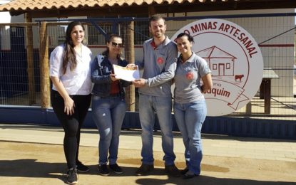 Produtores de queijo Minas artesanal comemoram selo que permite venda em todo o país