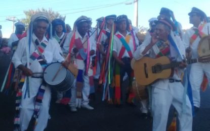 A tradição da Folia de Reis ganha espaço em Barbacena